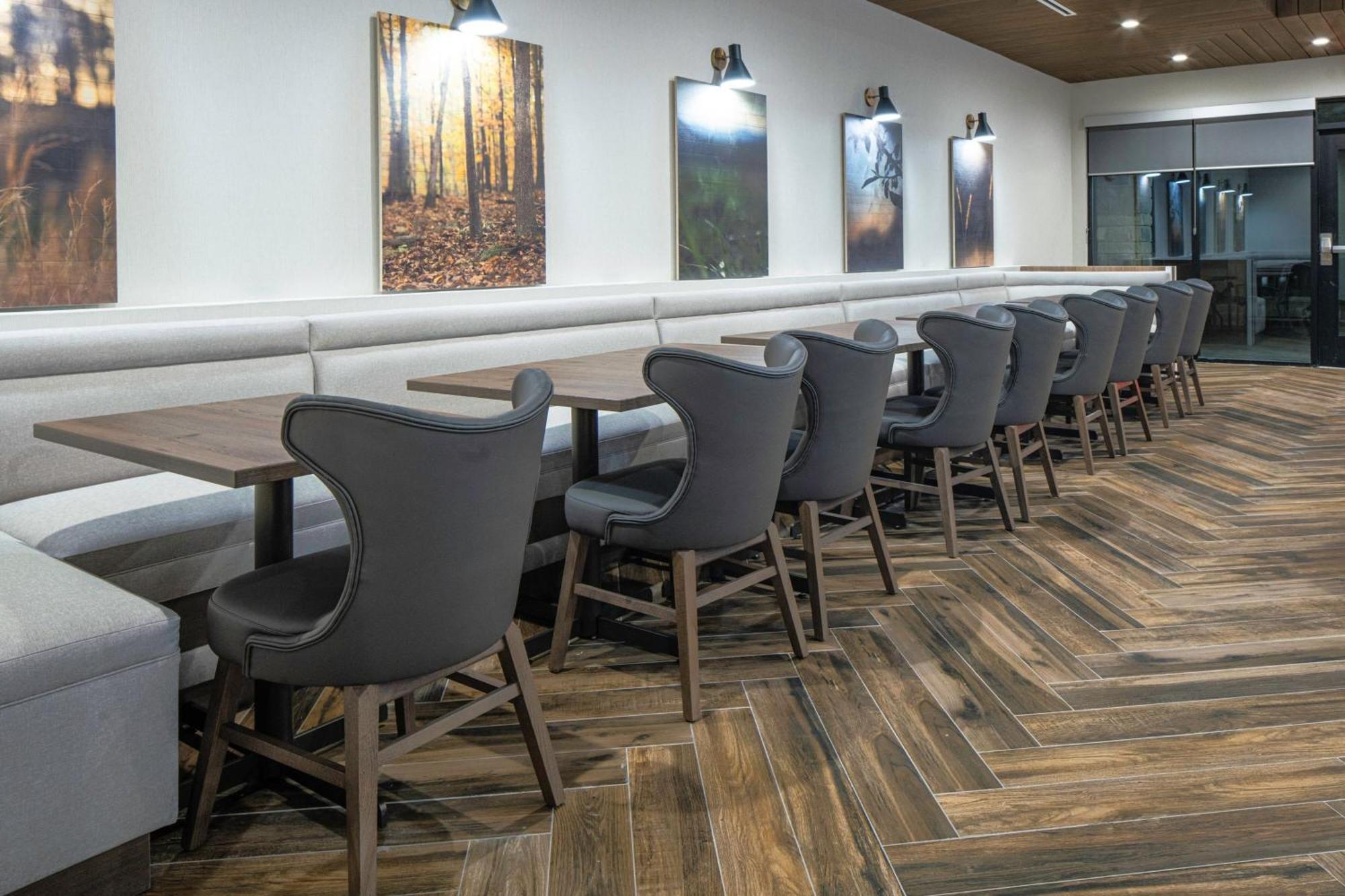 Fairfield Inn & Suites By Marriott Corinth South Denton Area Exterior photo